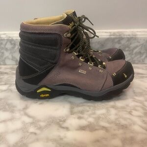 Ahnu By Teva Montara III Waterproof Mid Hiking Boots Women's 7